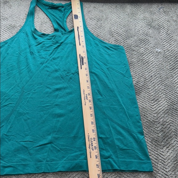 Lululemon Swiftly Tech Racerback Tank Top 2.0 teal color No Size - Picture 7 of 9